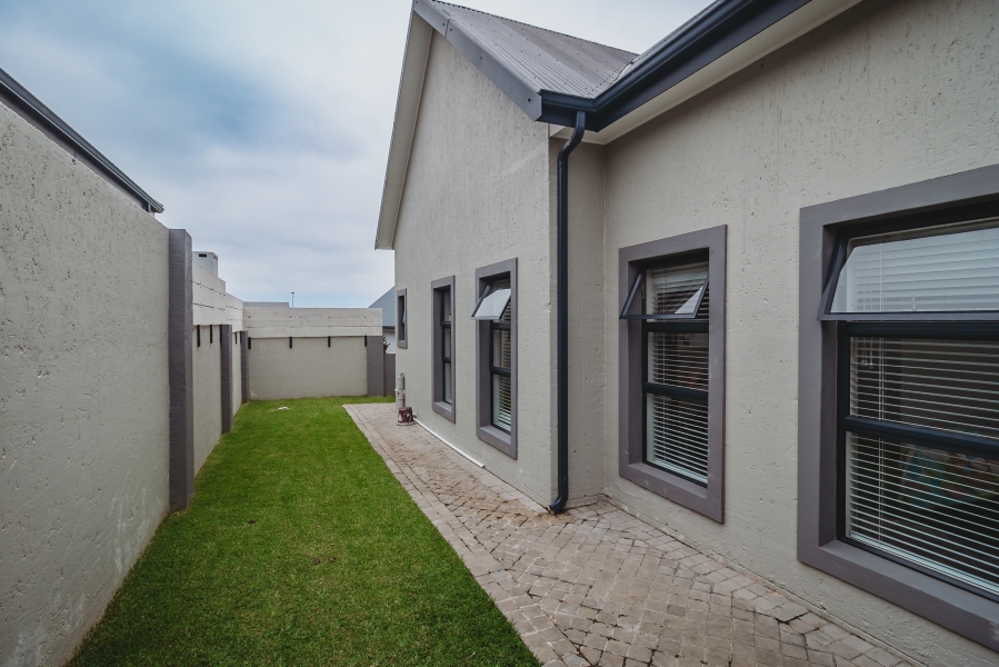 3 Bedroom Property for Sale in Blue Mountain Village Western Cape